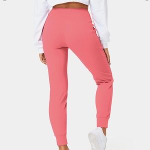 Halara High Waisted Side Pocket Full Length Joggers